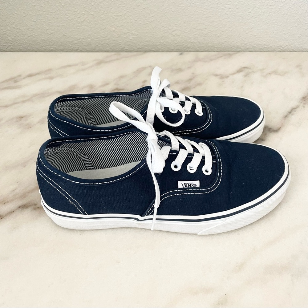 Navy Blue Authentic Vans Size 7.0 Women 5.5 Men